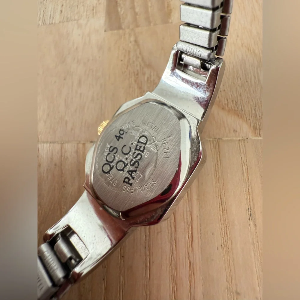 Vanity fair ladies gold tone silver tone watch NEW BATTERY